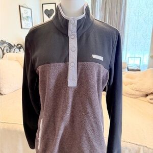 Women’s Columbia Pullover Size XL